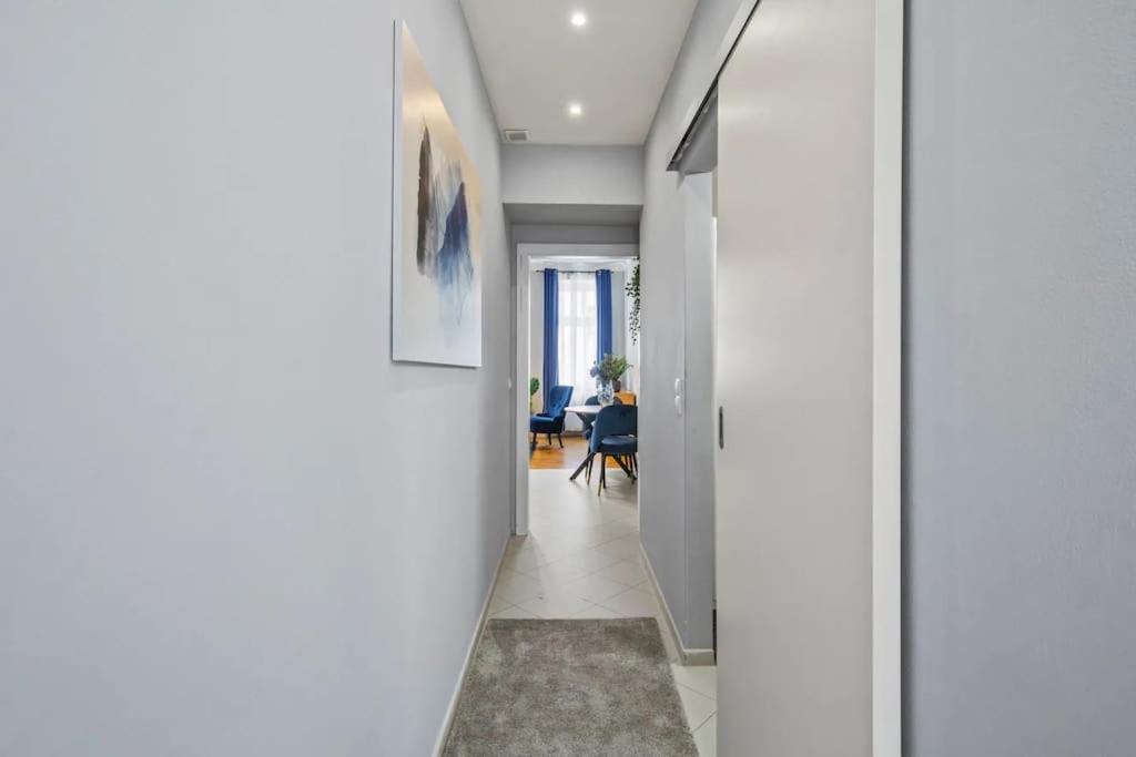 Next To Main Station I Shopping Street I Fast Wifi Apartment Wien