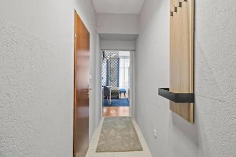 Apartment Next To Main Station I Shopping Street I Fast Wifi